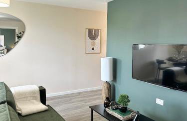 Centrally Located Flat By Ankers Short Term Rental Manchester Perfect for Monthly Stay - Photo 12