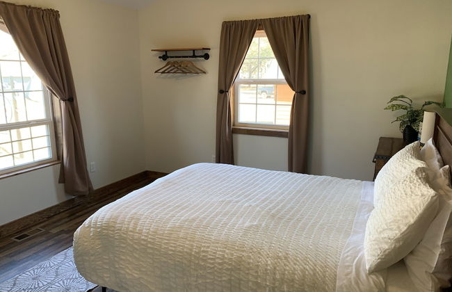 Trailhead Suites - Photo 13