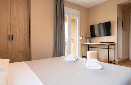Olynthus Luxury Rooms & Suites - Foto 14