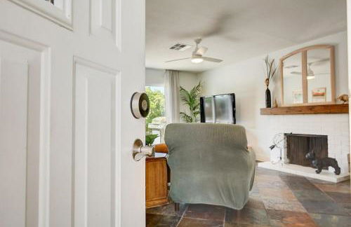 Pool & Hot Tub! Centrally Located, Less Than 3 Miles to The Strip! - Foto 39