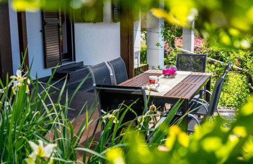 Villa Bella, villa with heated Pool - Foto 30