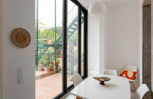 Stylish 2-Bedroom Apartment with Terrace in Alcântara - Photo 26