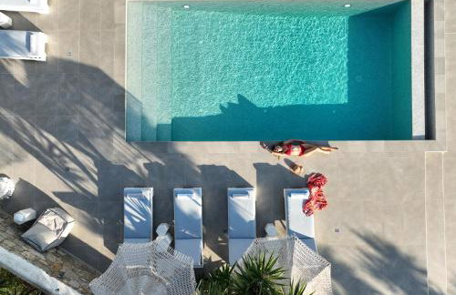 Villa "Kalli" with private pool - beachfront - Kalo Livadi - Foto 3