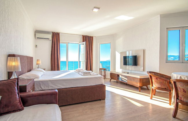 Open Sea Apartments - Photo 52