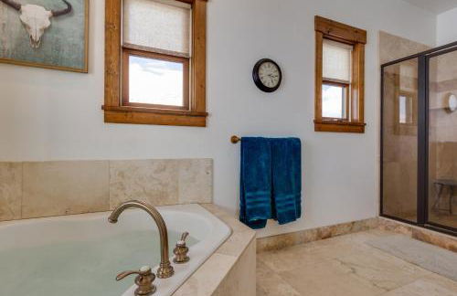 Alpine Airspace by KABINO Airpark Foosball Garage Satellite - Foto 26