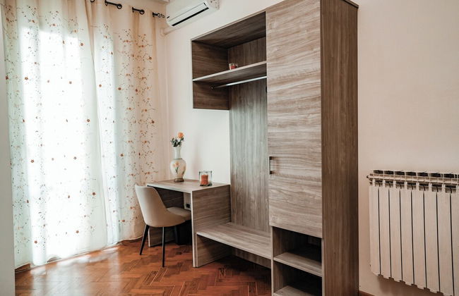 Angelica Home - Photo 18