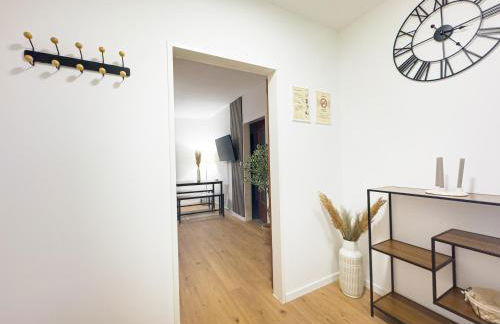 MOIN Apartments - Privater Parkplatz & Balkon, WiFi und TV - Foto 46
