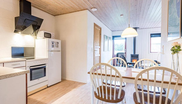 2 Person Holiday Home in Blavand - Foto 4, Cocina privada