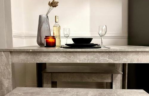 Serviced 4 bed 2 bath Manor Park House - Foto 29