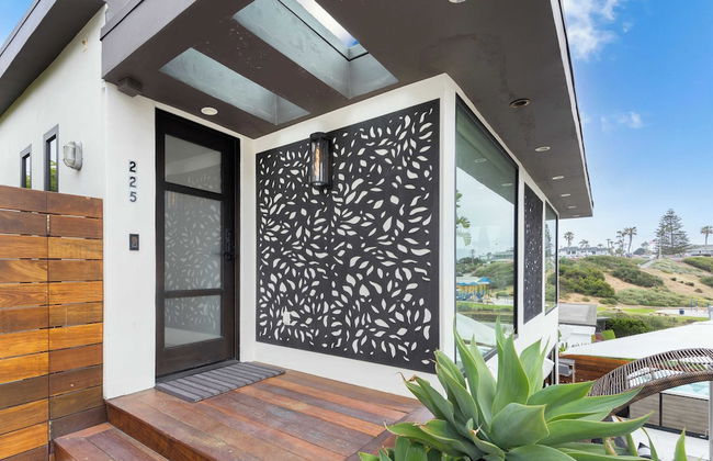 Steps to Beach+shops, Oceanview, Hot Tub+firepit Moonlight Modern by Avantstay - Foto 45