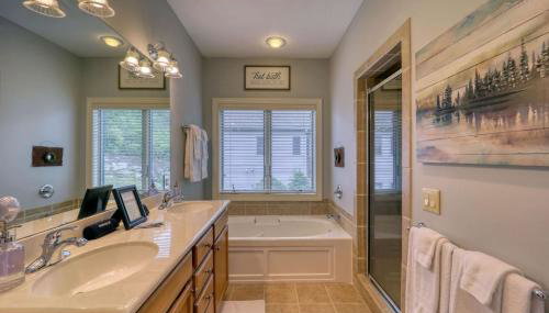 Sugar Mountain Condo, Sleep 4, Deck Mountain Views - Foto 5