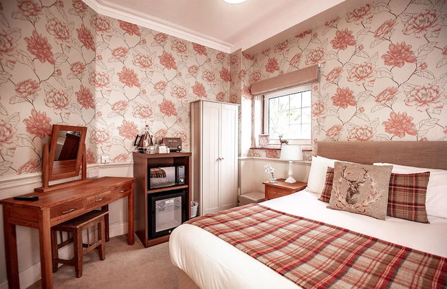 Trivelles Waterhall Country Hotel - Gatwick - Photo 19