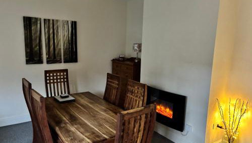 Victorian Town House - Photo 2