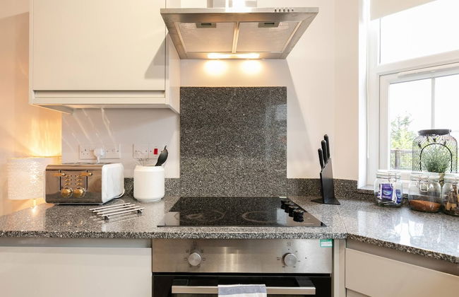 Room in Apartment - 12 Helena Luxury Serviced Apartment - Photo 10