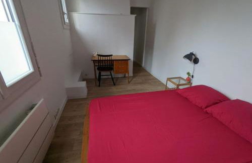 Maisonnette avec petite cour - Foto 3
