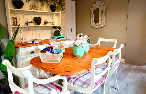 Cottage - Sleep 4 Pet Friendly & Enclosed Garden - Foto 2