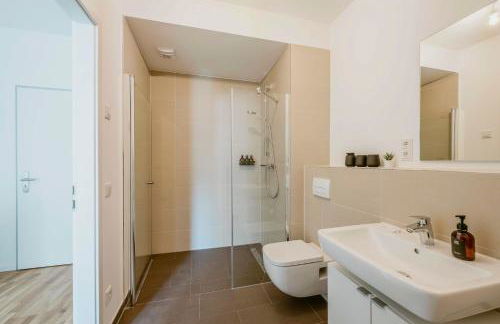 EXQUIS Luxus 2BR Apartment ETRO I Balcony I Family-friendly I Mercedes I Home Office - Foto 5