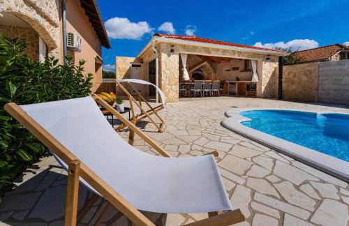 MY DALMATIA - Holiday home Briscola with private pool and amazing outside kitchen - Photo 23