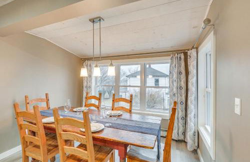 Cozy Maine Getaway Covered Deck, Walk to Beach! - Photo 8