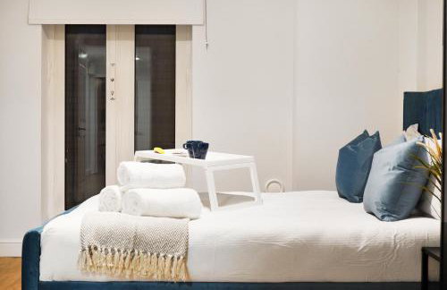 Luxury 3-Bed Apartment with Private Garden En-Suites & Underground Parking Prime NW6 London Location - Foto 19