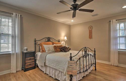 Charming Florence Getaway with Fireplace and Grill! - Foto 13