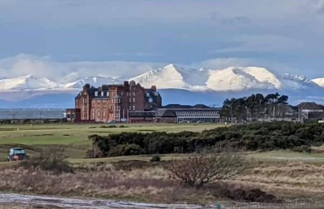 Marina View, Lovely Upper 3 Bedroom Apartment - Foto 42