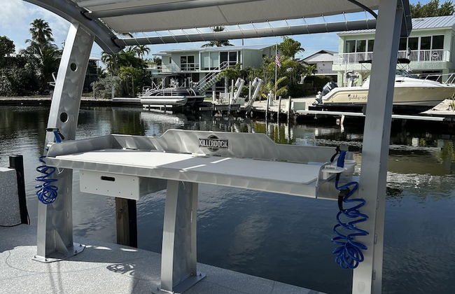 Beautiful Updated Stilted Home Makes For A Super Getaway. 3 Bedroom Home by RedAwning - Foto 52