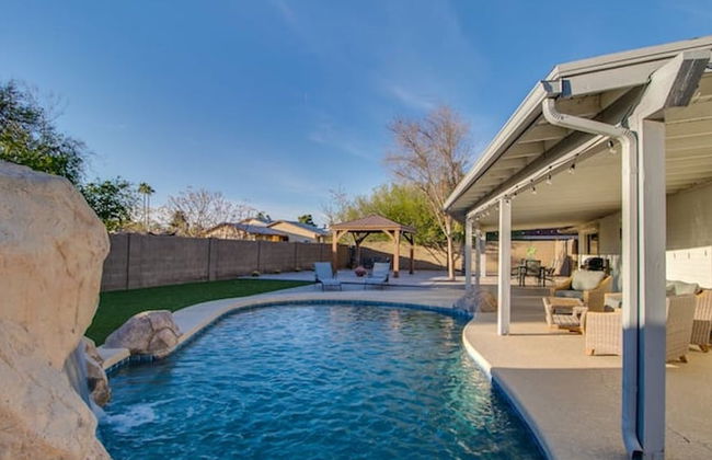 Relaxing 4 Bdrm Retreat in the Heart of Scottsdale - Foto 29