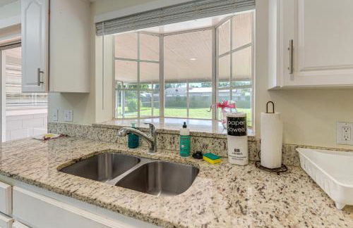 Gateway to Orlando Theme Parks! Home with Large Yard - Photo 11