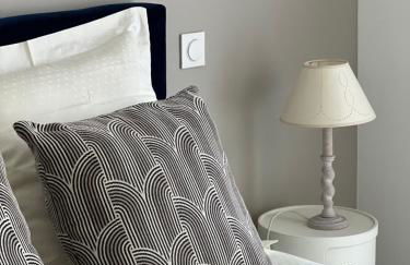 L'apart'83 - T2 classé 5 étoiles - Belle vue sur la baie du Lazaret - Foto 18