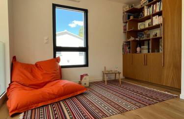 Grande Maison familiale lumineuse avec piscine - Foto 11