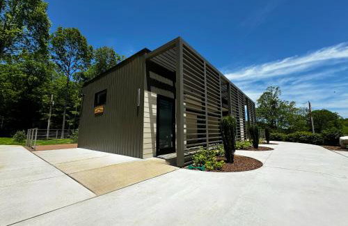 Couples Mirror Cabin- Reflections at Valley Bear Farms Resort - Foto 19
