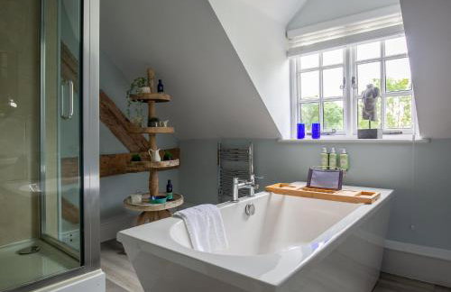 Beecham Farmhouse - Photo 28