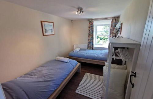 Cosy, Coastal Retreat with a Large Garden - Photo 20