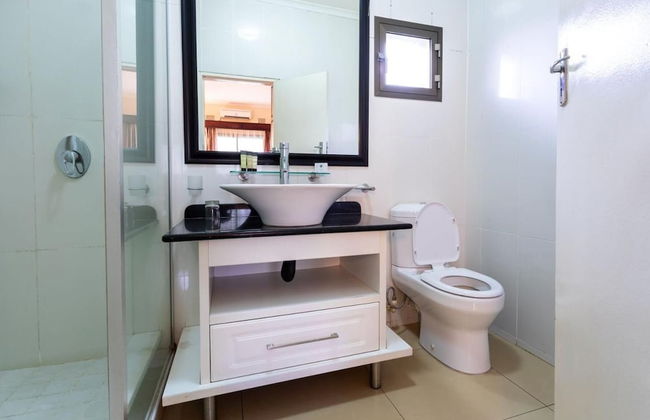 Fallsway Apartments Burley Court - Photo 16