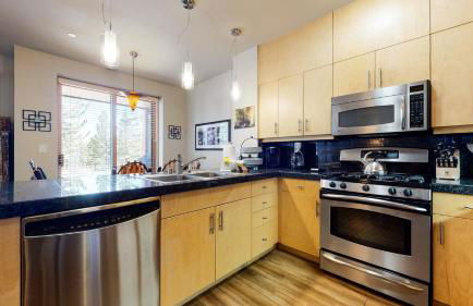 Solstice 11 Amazing Location on Golf Course, Heated Garage, Private Washer Dryer condo - Photo 16