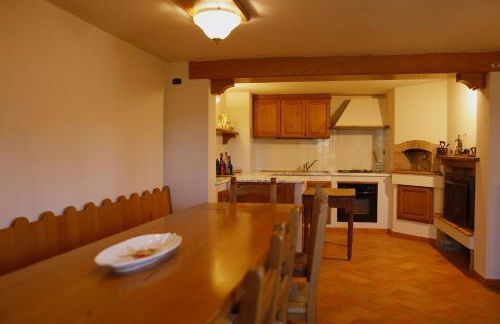 Villa panoramica con Jacuzzi privata tra Firenze & Lucca ,3 camere, 4 bagni - Foto 8