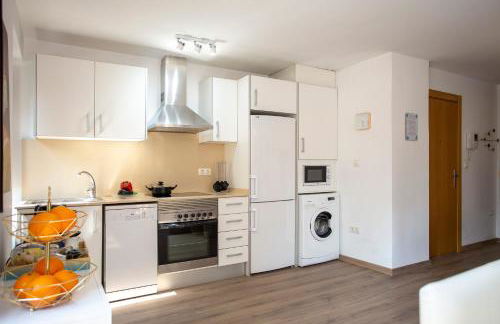 SingularStays Valencia Center - Photo 36