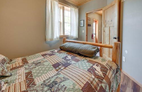 Cozy Lake Wissota Escape with Community Dock! - Foto 12