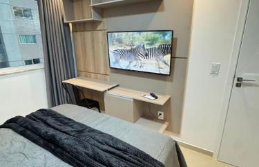 Ap próx ao shopping com garagem, piscina e ar - Foto 8