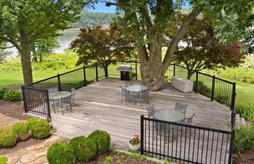 Shoreline Serenity-Direct Lake Access - Foto 5