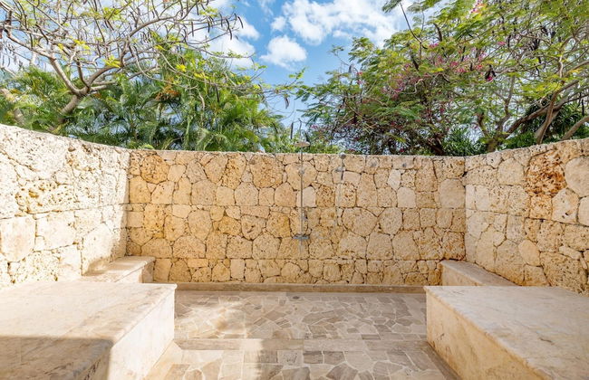 Casa de Campo Villa Luxurious Property up to 12 People With Pool Jacuzzi BBQ Golf - Photo 12