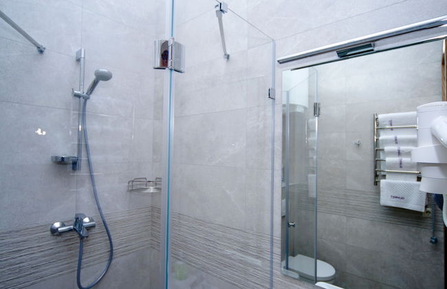 Summit Apart Hotel - Photo 28