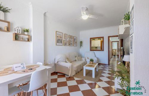 Coqueto apartamento céntrico con terraza y parking - Foto 12
