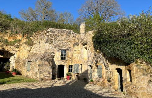 Gite troglodyte LA ROCHE D'ETIAU en Anjou - Photo 2