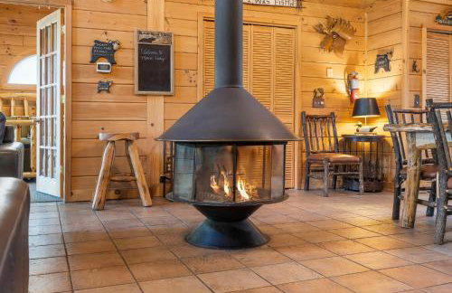 Moose Lodge w/HotTub - Foto 20