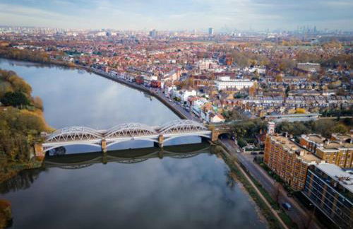 Modern Terrace Apartment in Putney - Pass the Keys - Foto 27