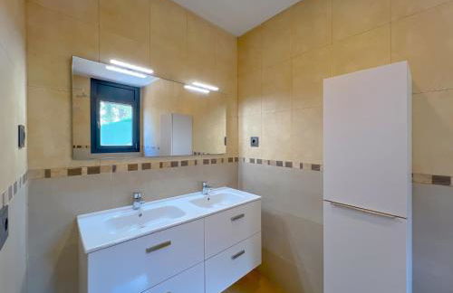 Villa in Costa Brava with Private Pool - Foto 33