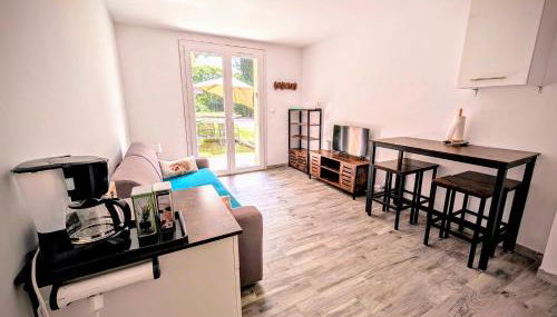 Le Gîte d'Entressen studio Piscine Jeux & Pétanque Istres Miramas - Foto 5