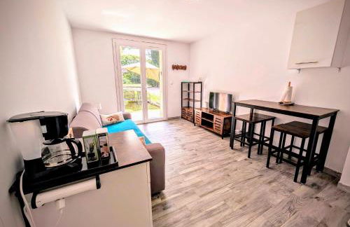 Le Gîte d'Entressen studio Piscine Jeux & Pétanque Istres Miramas - Foto 5